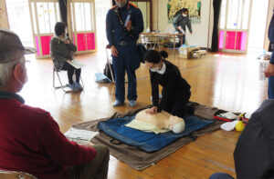 防災訓練AED研修人口呼吸訓練